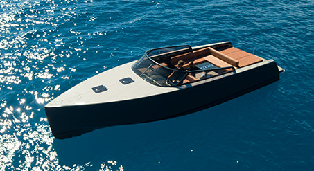 The VanDutch 40 is an elegantly designed yacht, with clean lines.